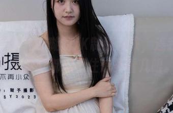 甜予摄影 – 璇璇的JK制服合集，连我这种吃瓜群众都忍不住想多看几眼。