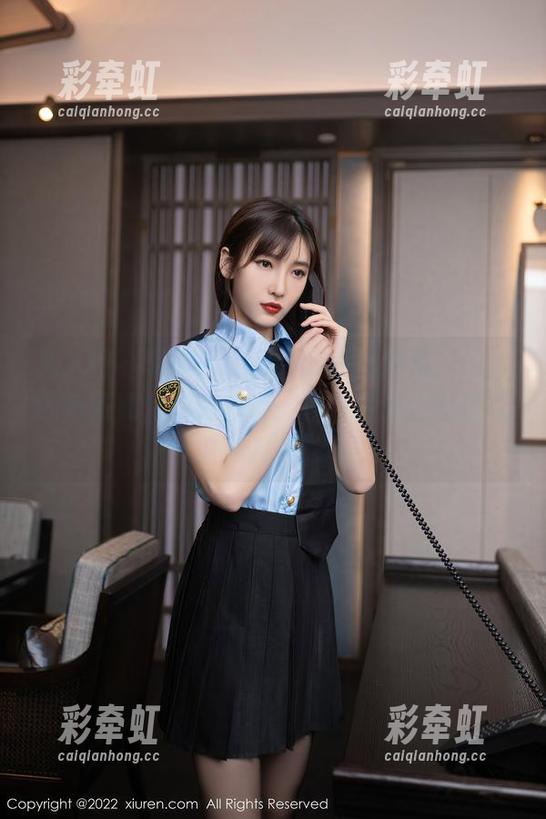 秀人网-夏晓Maggy 秀人网 - 夏晓Maggy的私房图集,户外的每张照片都像在说:你是没见过如此花痴的我吧?