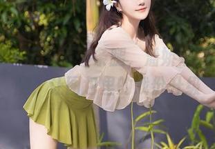 秀人网 – 不只是一条腿，潘娇娇的睡衣美腿，让图包里的戏份升级