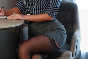 秀人网 – 瑶瑶baby的夏天高清写真集。不小心打开，你的心情和气温都要高温预警了吧？