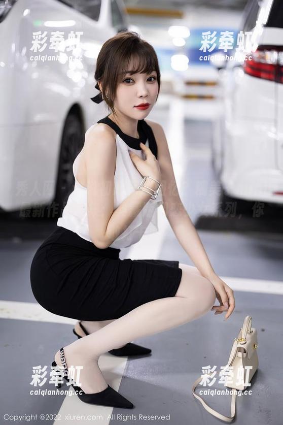 秀人网-糯美子mini 秀人网 - 谁说初恋只能回忆?糯美子mini最新作品合集:典藏版初恋少女系列,你敢打卡吗?
