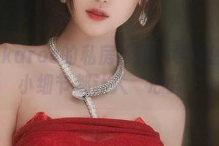 腐团儿Ikaros的私房珍藏：学妹的每一个小细节都让人‘心醉’