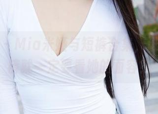 蜜桃社 – Mia米娅与短裤合集，谁说看短裤就一定要看她的面容？