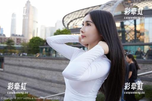 蜜桃社-美绪 蜜桃社 - 细节到位的全套,下载美绪的瞬间,你会识到隐藏的小情愫。