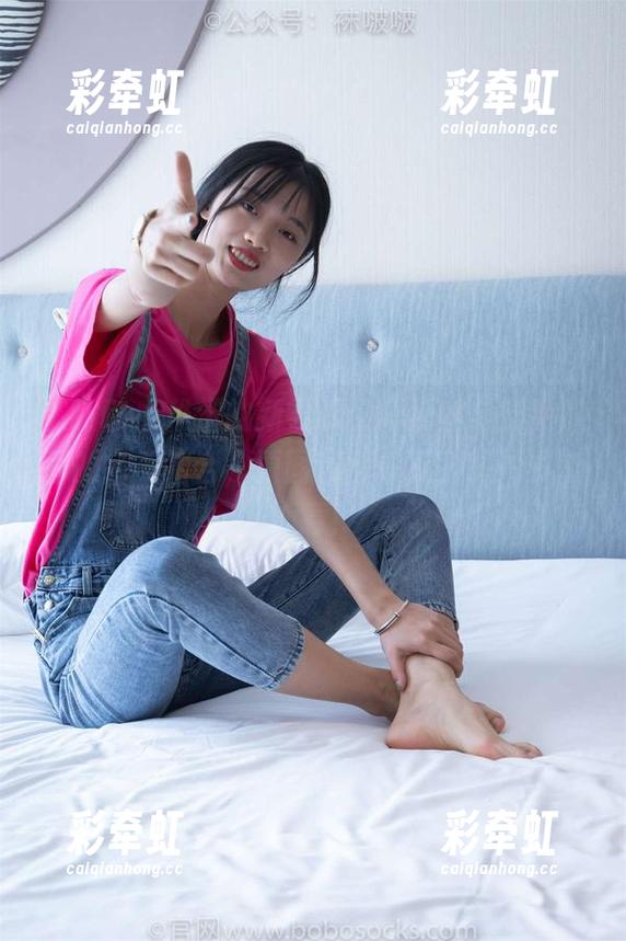 袜啵啵 - 稚予的新尝试，短黑丝与脚尖加固的完美结合，原图难得一见，图片多点心意！