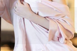 语画界 – 啊，这组徐莉芝Booty的私拍图包让我陷入深思：浴缸能有多极致的想象呢？