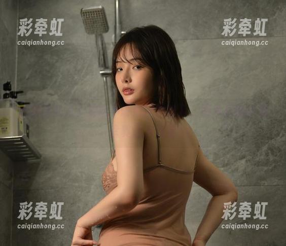 出租屋成为了雯妹不讲道理的舞台，图片里的小确幸真让人羡慕