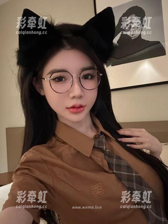 黎允熙 微密圈 - 老实说,黎允熙的办公室套图真容易分心。